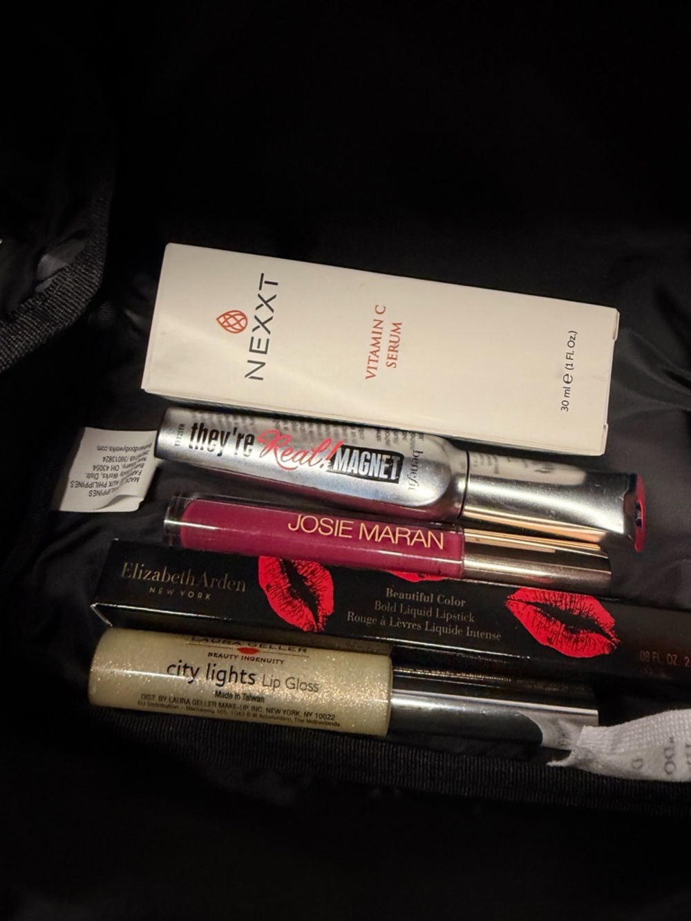 Beauty set - Disney Villains large makeup bag with 5 premium beauty items NWT - Picture 8 of 11